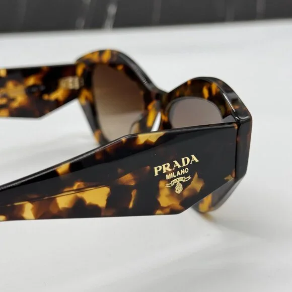 NEW PR07YS VAU6S1 PRADA HONEY HAVANA WOMEN PRADA SUNGLASSES SPR 07Y